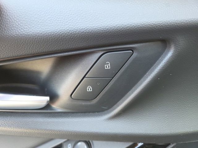 New 2026 Chevrolet Equinox LT w/ LPO, Floor Liner Package image 38