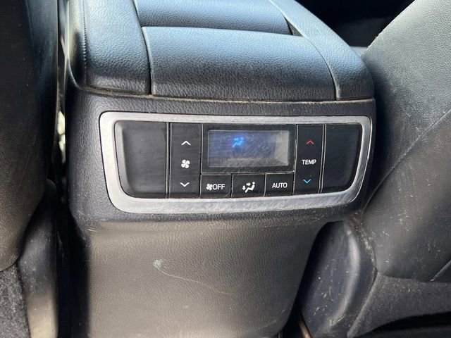 Used 2019 Toyota Highlander Plus AWD/4WD image 15