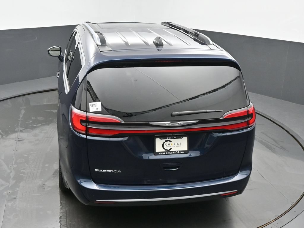 Used 2024 Chrysler Pacifica Pinnacle FWD image 40