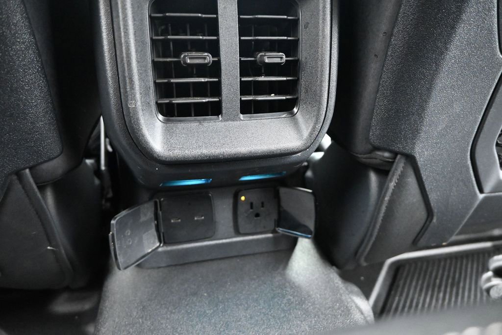 Used 2025 Ford Bronco Badlands AWD/4WD image 18