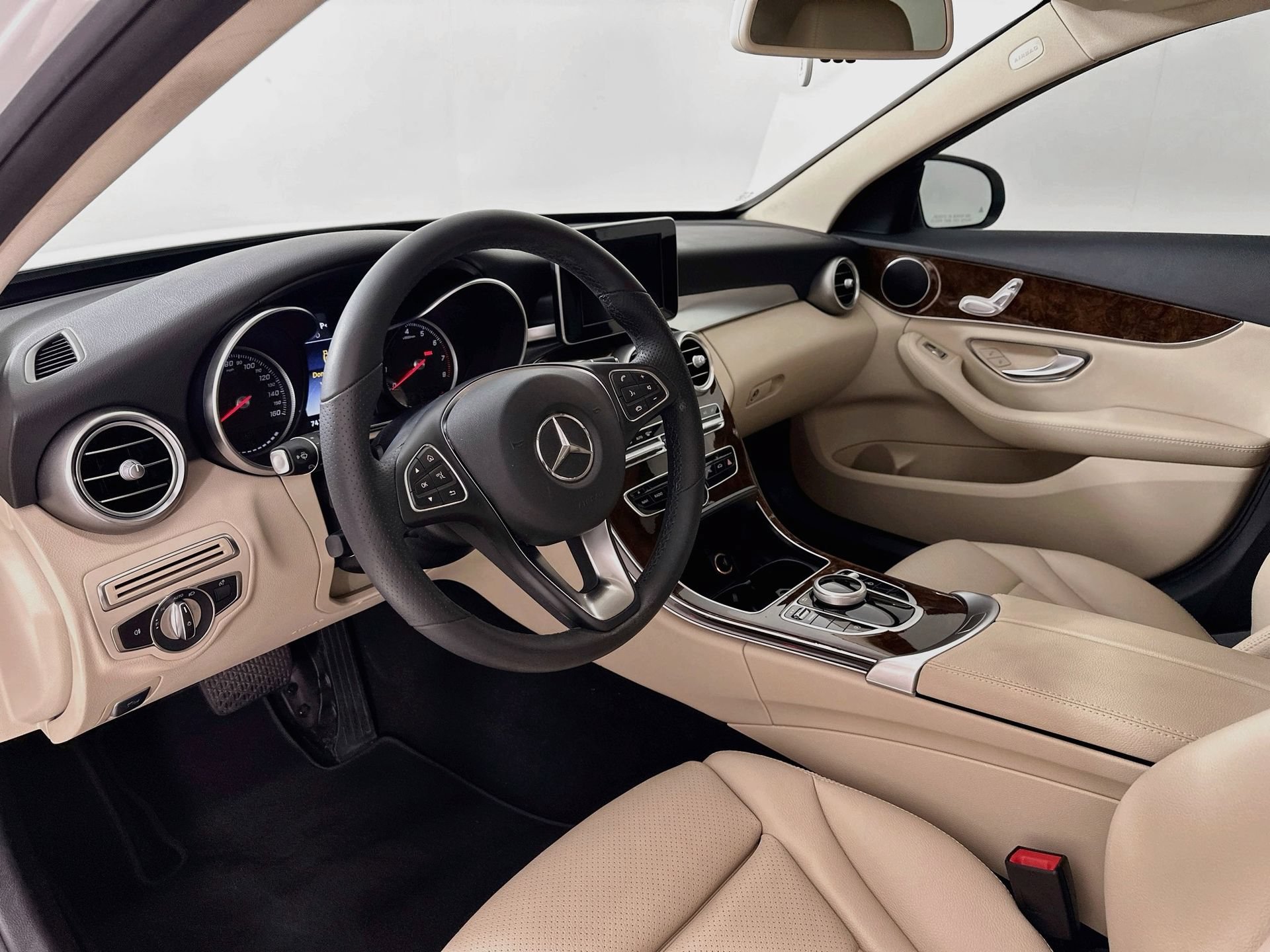 Used 2017 Mercedes-Benz C 300 Sedan image 10