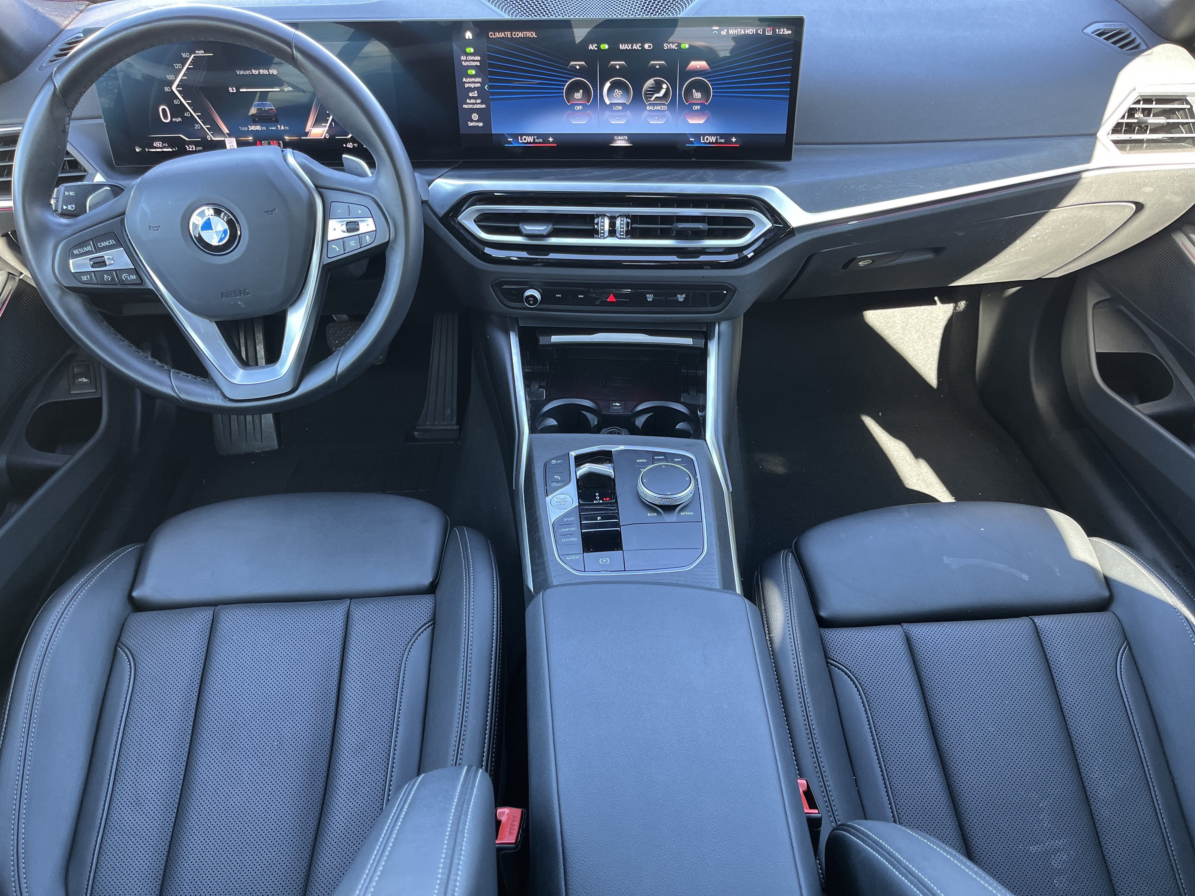 Used 2024 BMW 330i Sedan image 3