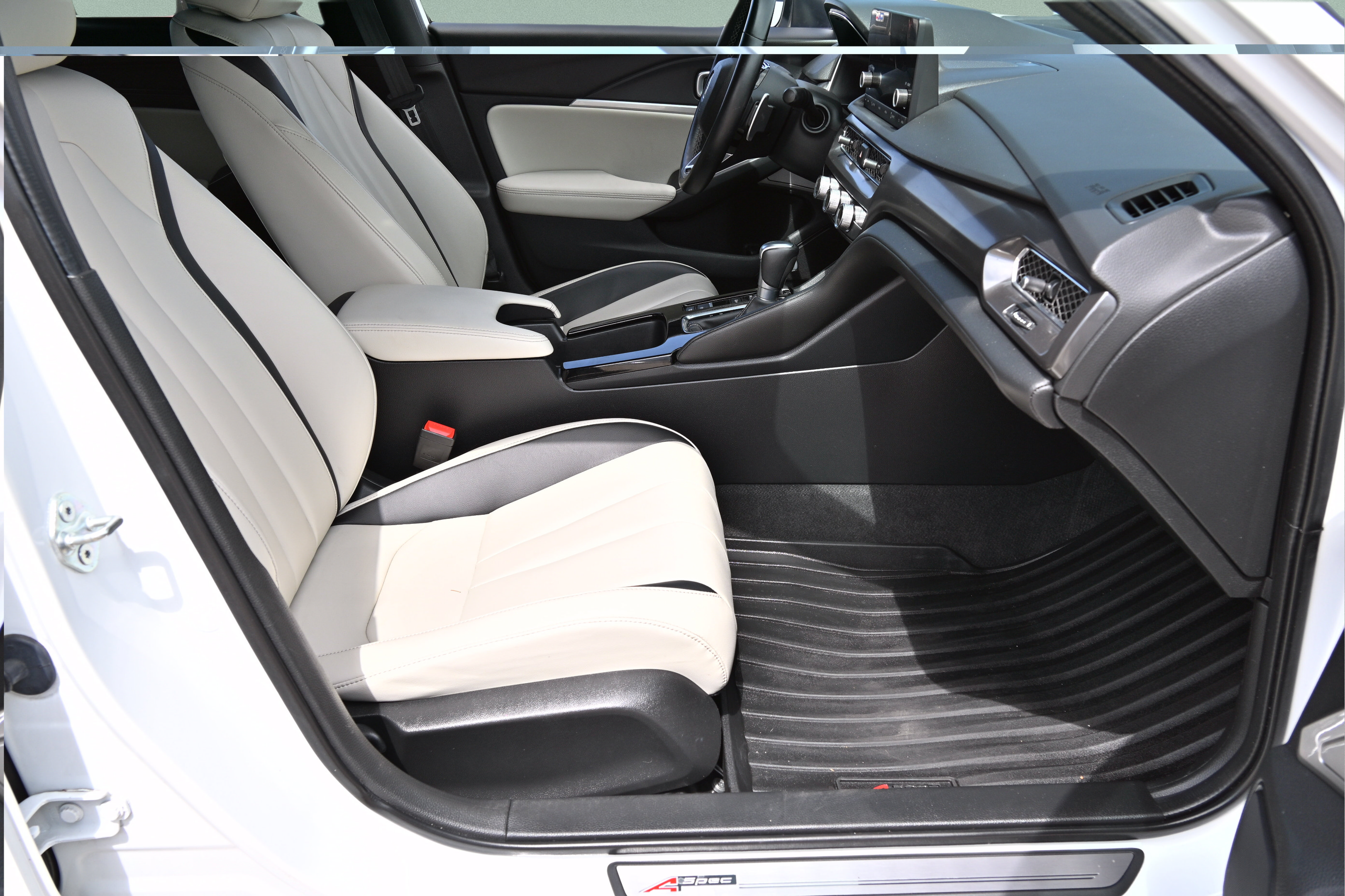 Used 2023 Acura Integra A-Spec FWD image 13