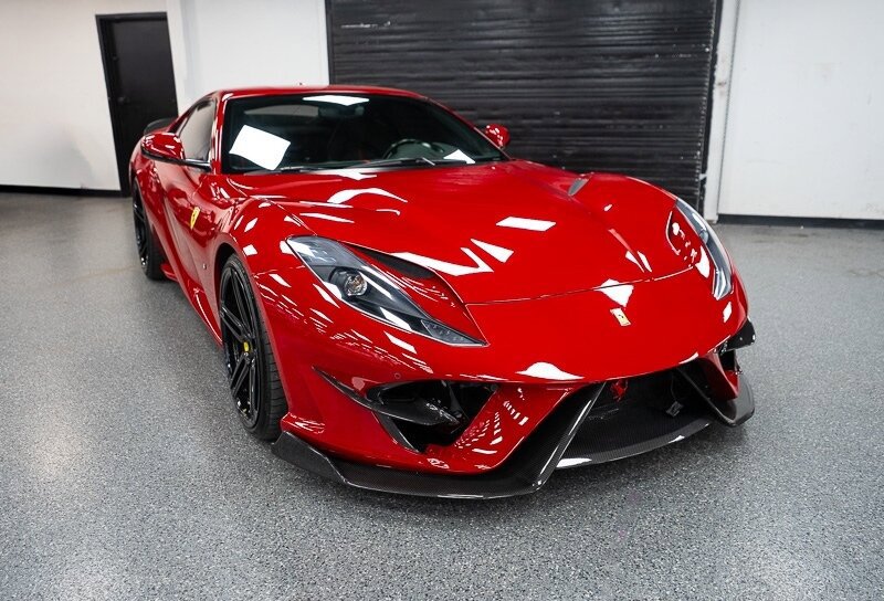 Used 2019 Ferrari 812 Superfast image 2