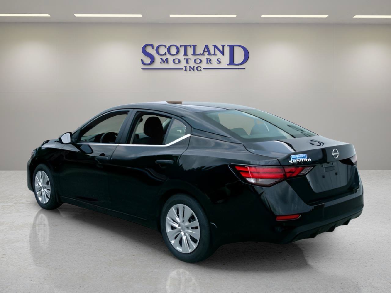 Used 2025 Nissan Sentra S FWD image 8