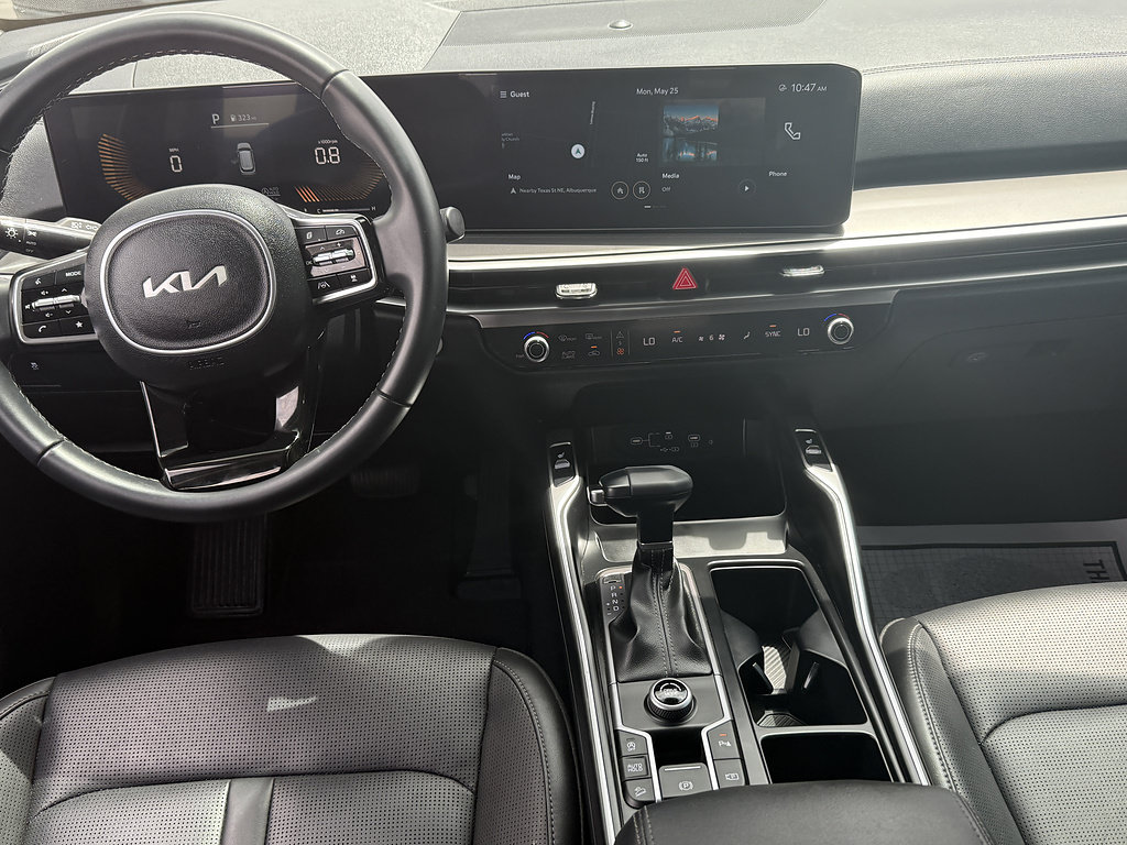 Used 2025 Kia Sorento S w/ Panoramic Sunroof Package FWD image 21