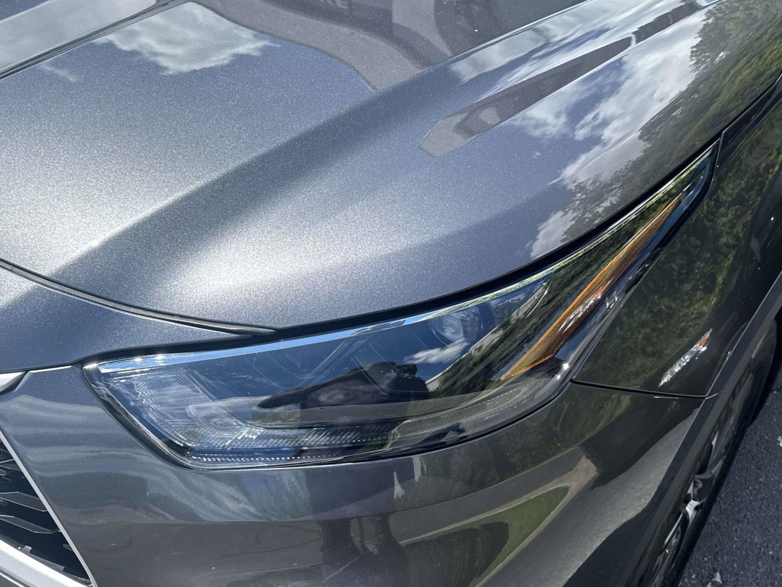 Certified 2025 Toyota Highlander XLE AWD/4WD image 8