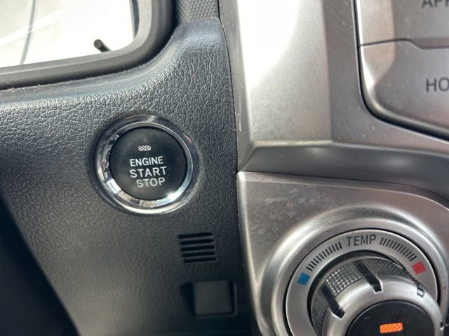Used 2018 Toyota 4Runner Limited AWD/4WD image 20