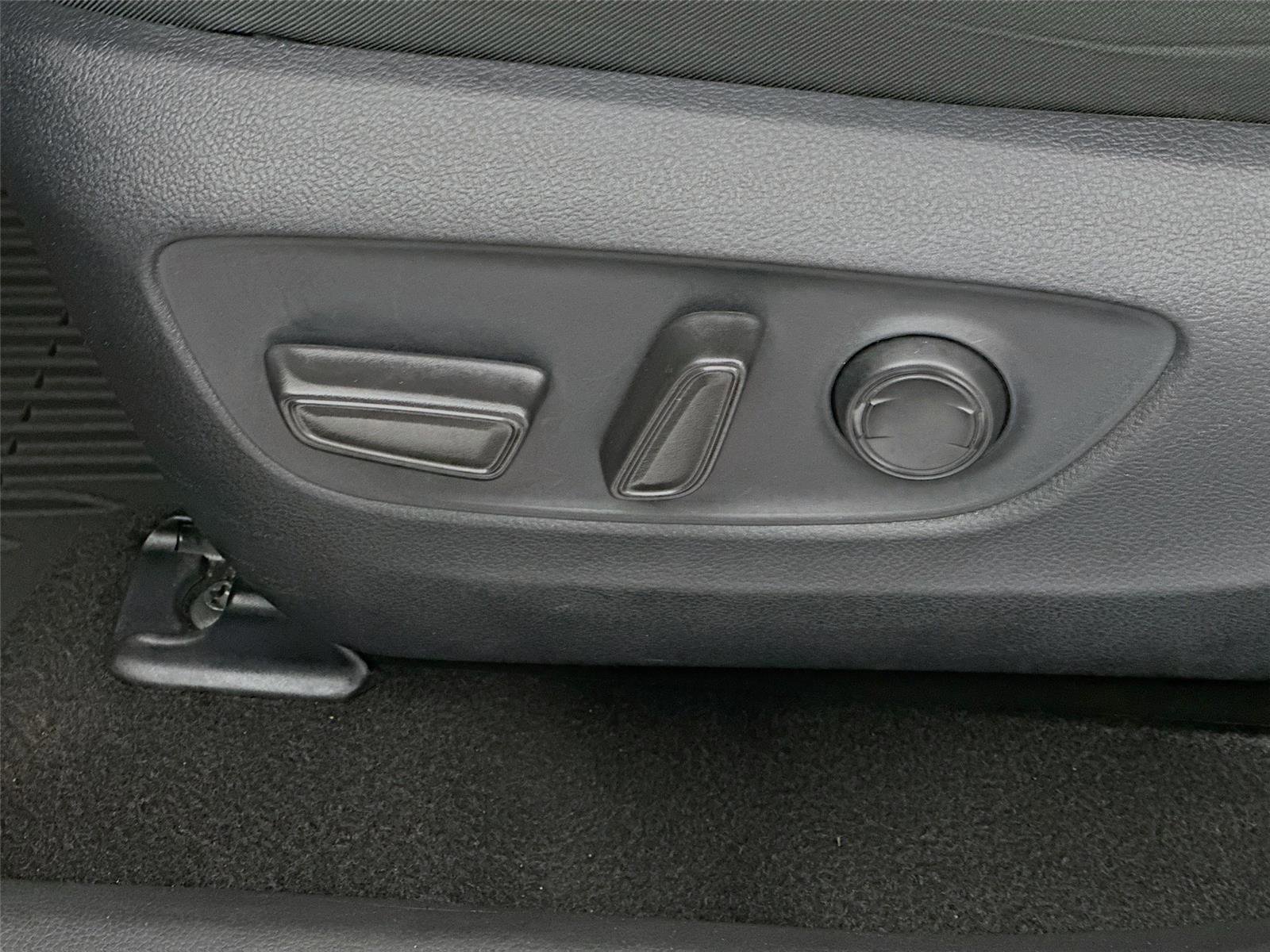 Certified 2025 Toyota RAV4 XLE image 19