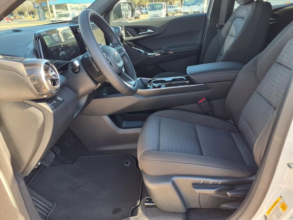 New 2026 Chevrolet Equinox LT image 6