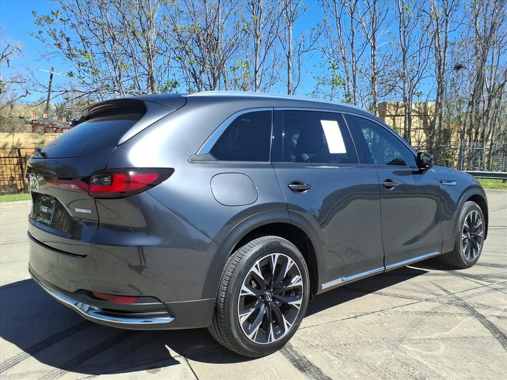 Used 2024 MAZDA CX-90 Plug-In Hybrid w/ Premium Pkg image 3