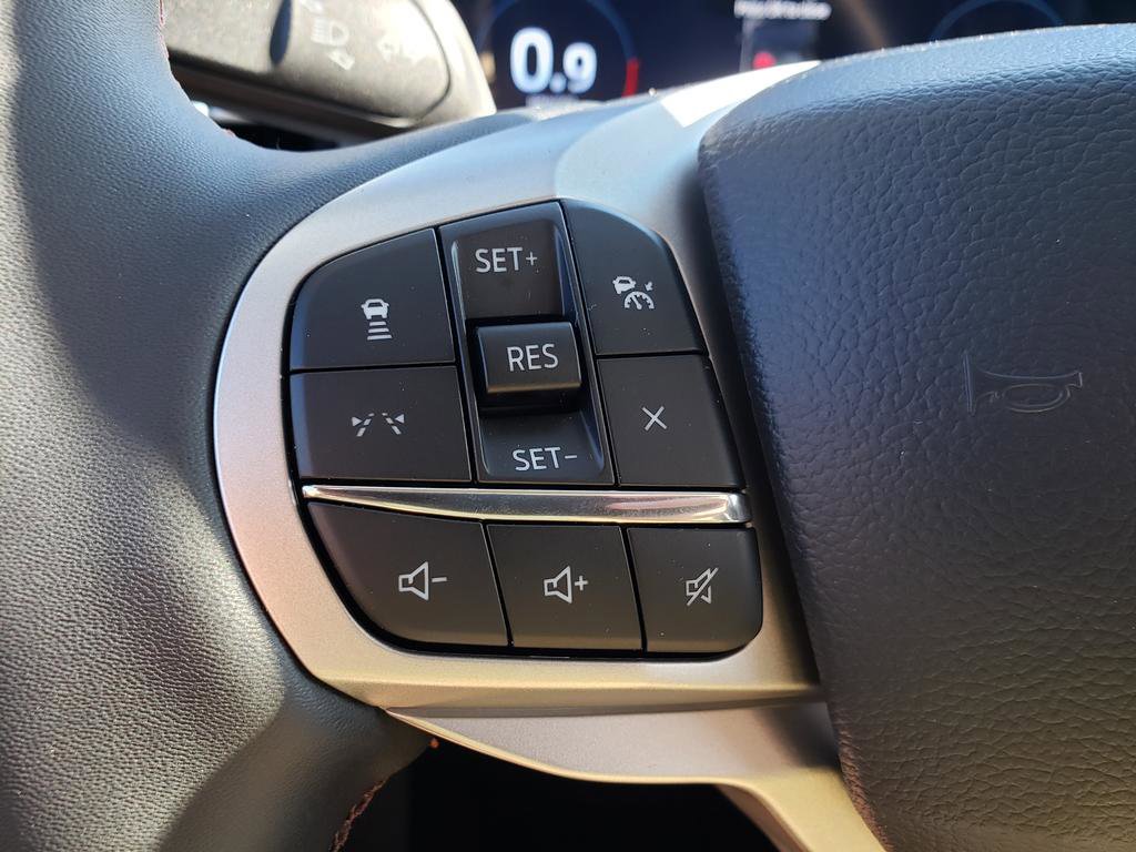 New 2026 Ford Explorer Active image 24