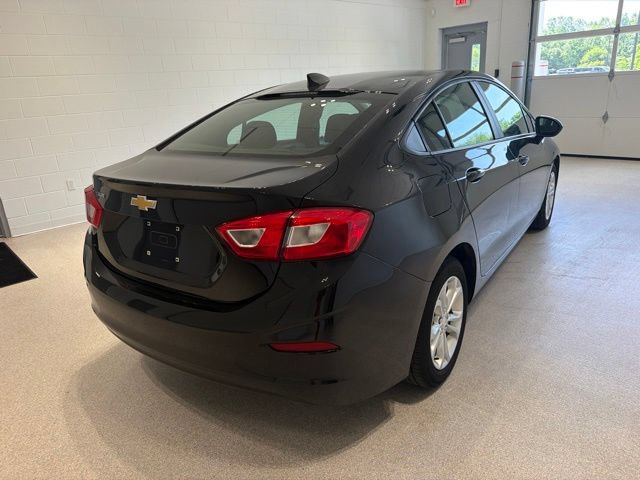 Certified 2019 Chevrolet Cruze LS w/ LS Convenience Package FWD image 6