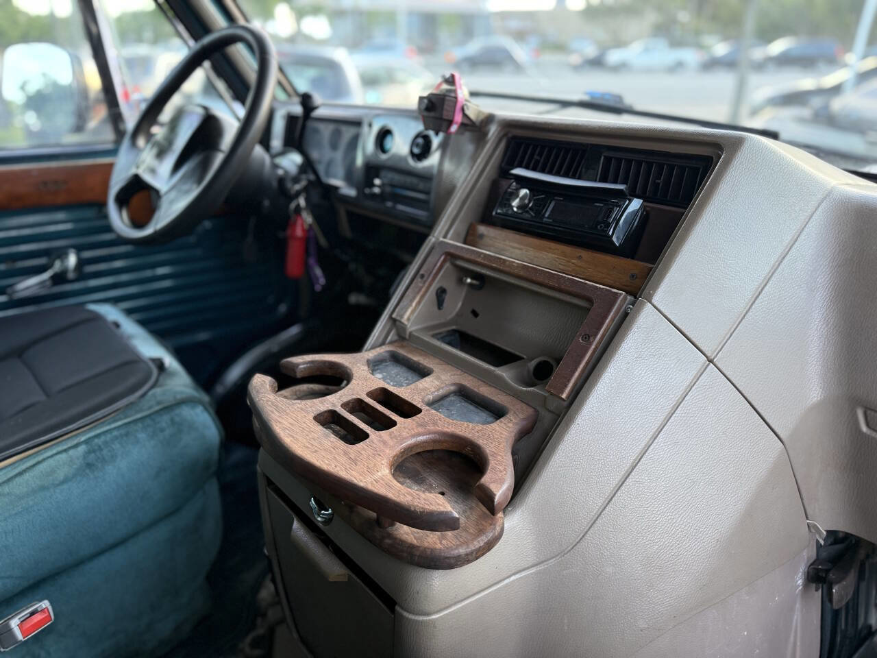 Used 1992 Chevrolet G20 RWD image 21
