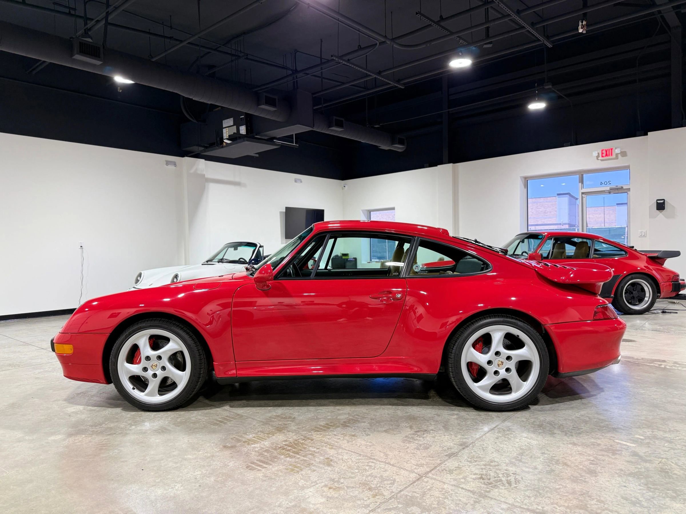 Used 1996 Porsche 911 Turbo RWD image 15