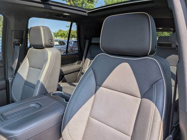 Used 2023 Chevrolet Tahoe Premier AWD/4WD image 18