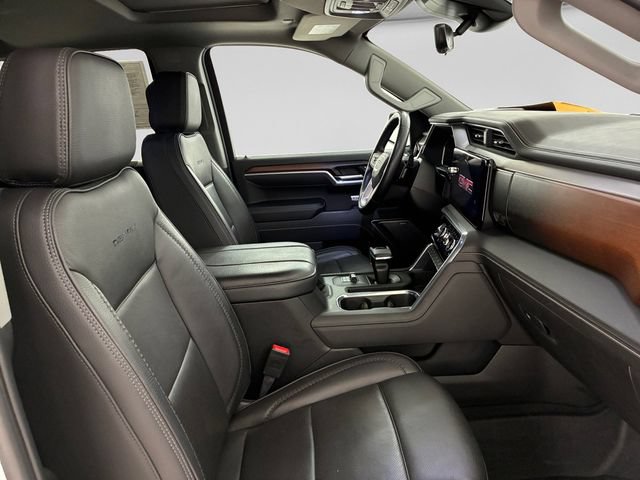Used 2025 GMC Sierra 1500 Denali AWD/4WD image 14