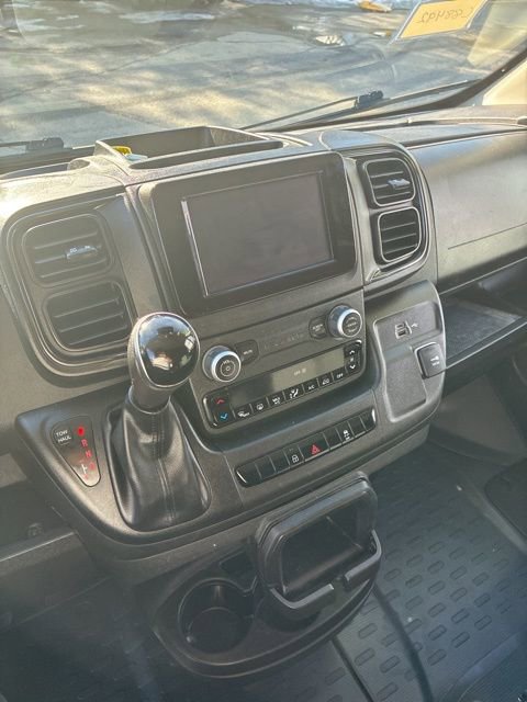 Used 2025 RAM ProMaster 2500 w/ Convenience Group image 22