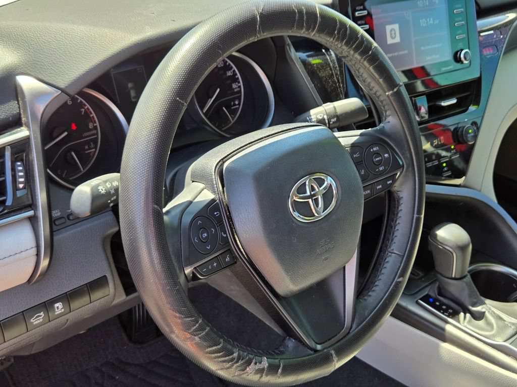 Used 2024 Toyota Camry SE FWD image 18