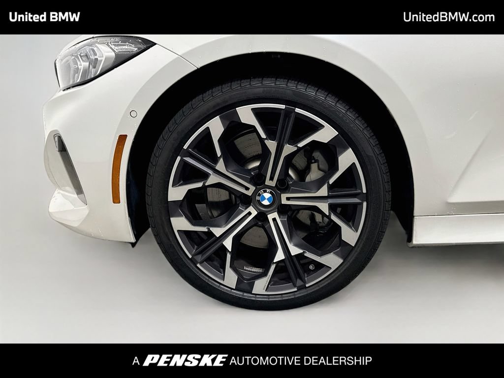 Certified 2026 BMW 330i Sedan RWD image 2