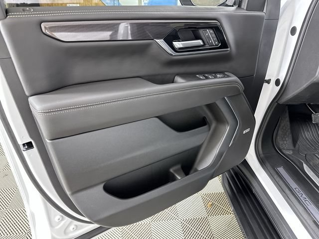 New 2026 GMC Yukon XL Elevation w/ Elevation Premium Package AWD/4WD image 24