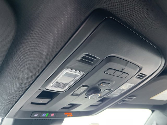 Used 2023 GMC Yukon AT4 w/ AT4 Premium Plus Package image 32