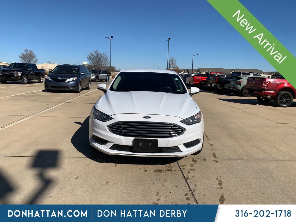 Used 2017 Ford Fusion SE video 2