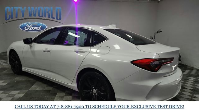 Used 2023 Acura TLX w/ Technology Package image 5