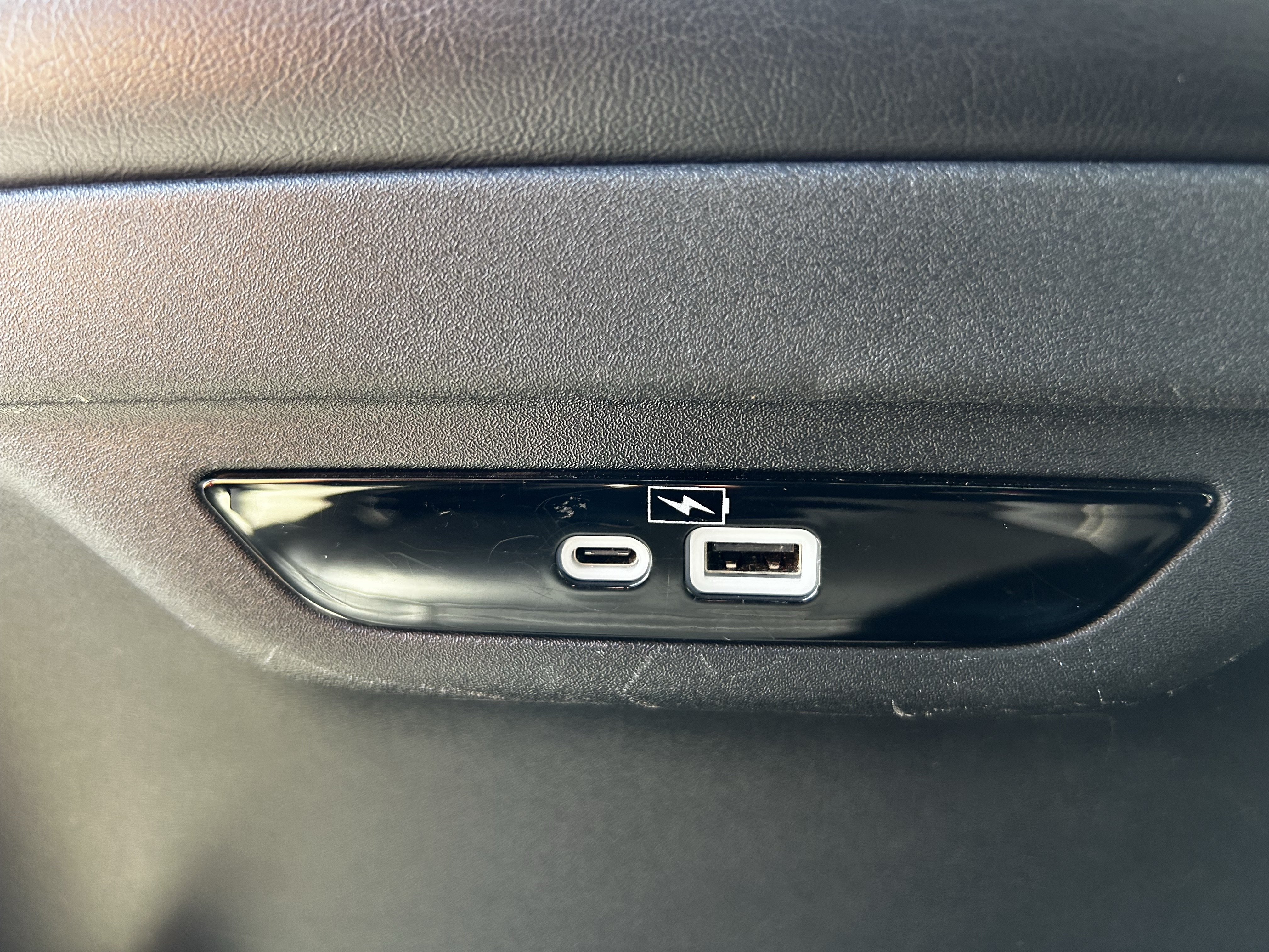 Used 2023 Chrysler Pacifica Touring-L FWD image 22