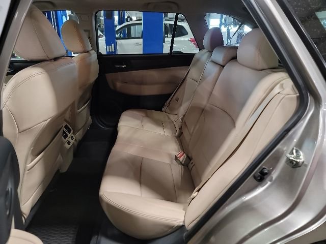 Used 2015 Subaru Outback 2.5i Limited AWD/4WD image 15