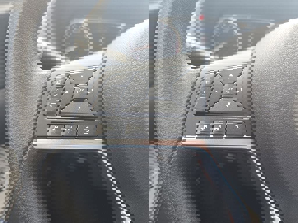 Certified 2025 Nissan Sentra SV w/ Trunk Package image 19