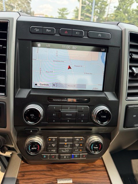 Used 2018 Ford F150 Lariat w/ Equipment Group 502A Luxury AWD/4WD image 23