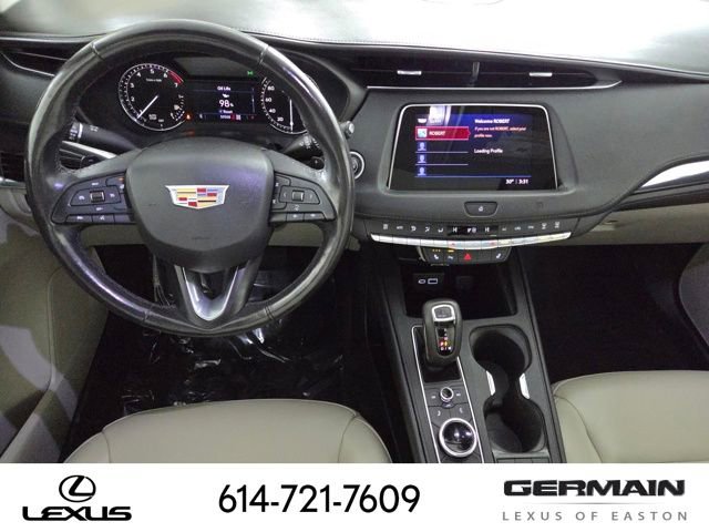Used 2019 Cadillac XT4 Luxury w/ Cold Weather Package image 17