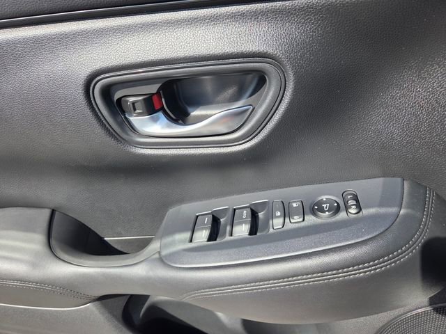 Used 2023 Honda HR-V LX image 20