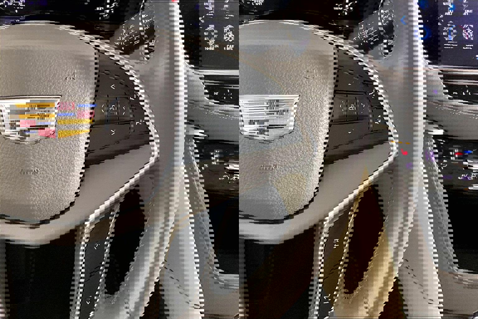 Used 2017 Cadillac XT5 Premium Luxury image 19