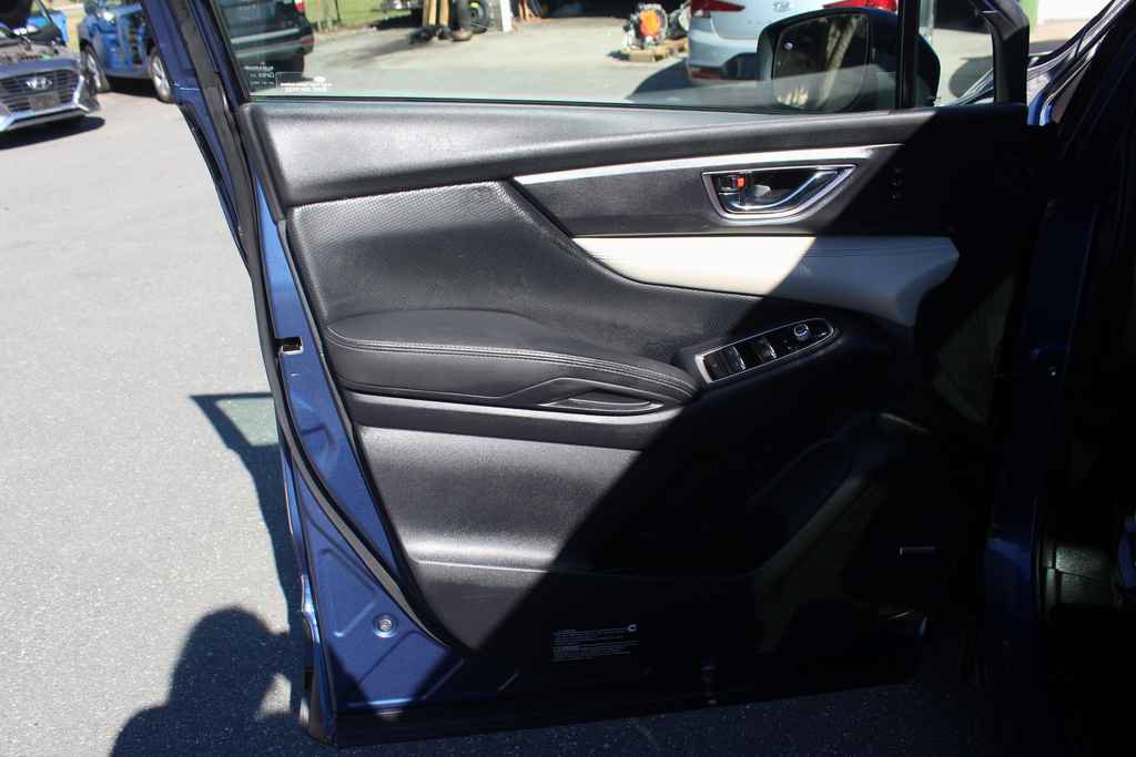 Used 2020 Subaru Ascent Limited w/ Technology Package AWD/4WD image 10