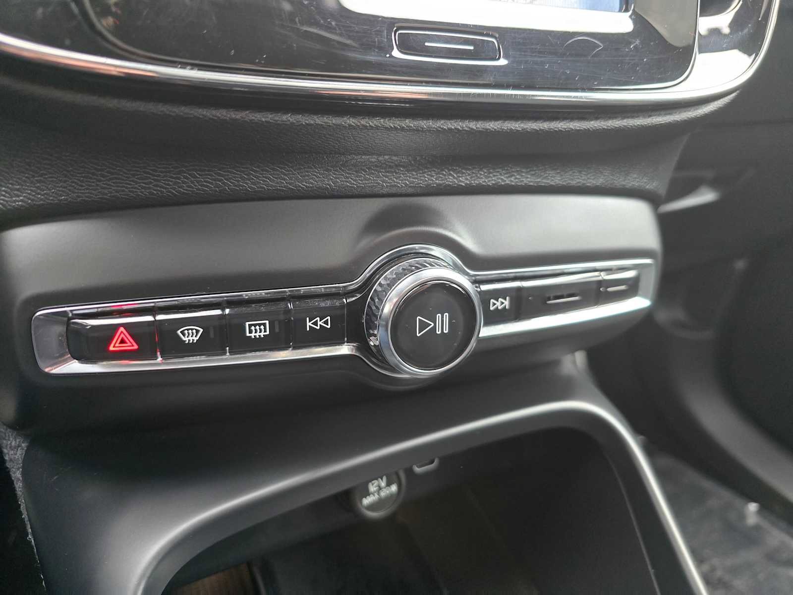 Certified 2023 Volvo C40 P8 Recharge Ultimate image 33