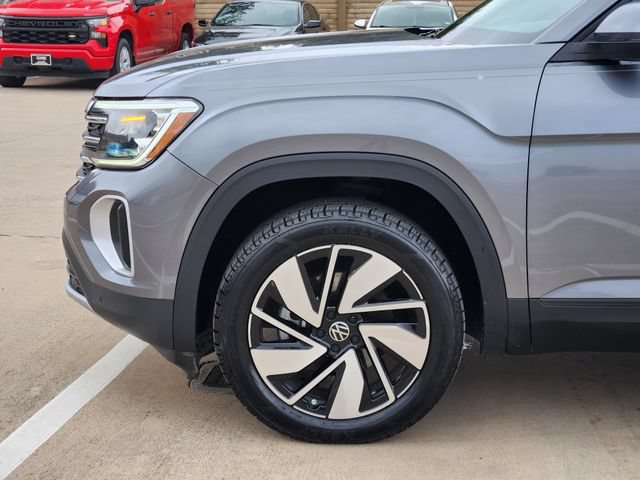 Used 2024 Volkswagen Atlas SE FWD image 14