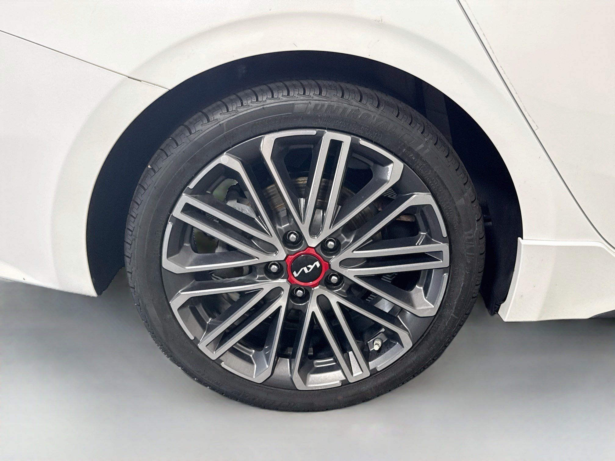 Used 2022 Kia Forte GT w/ GT Technology Package FWD image 33