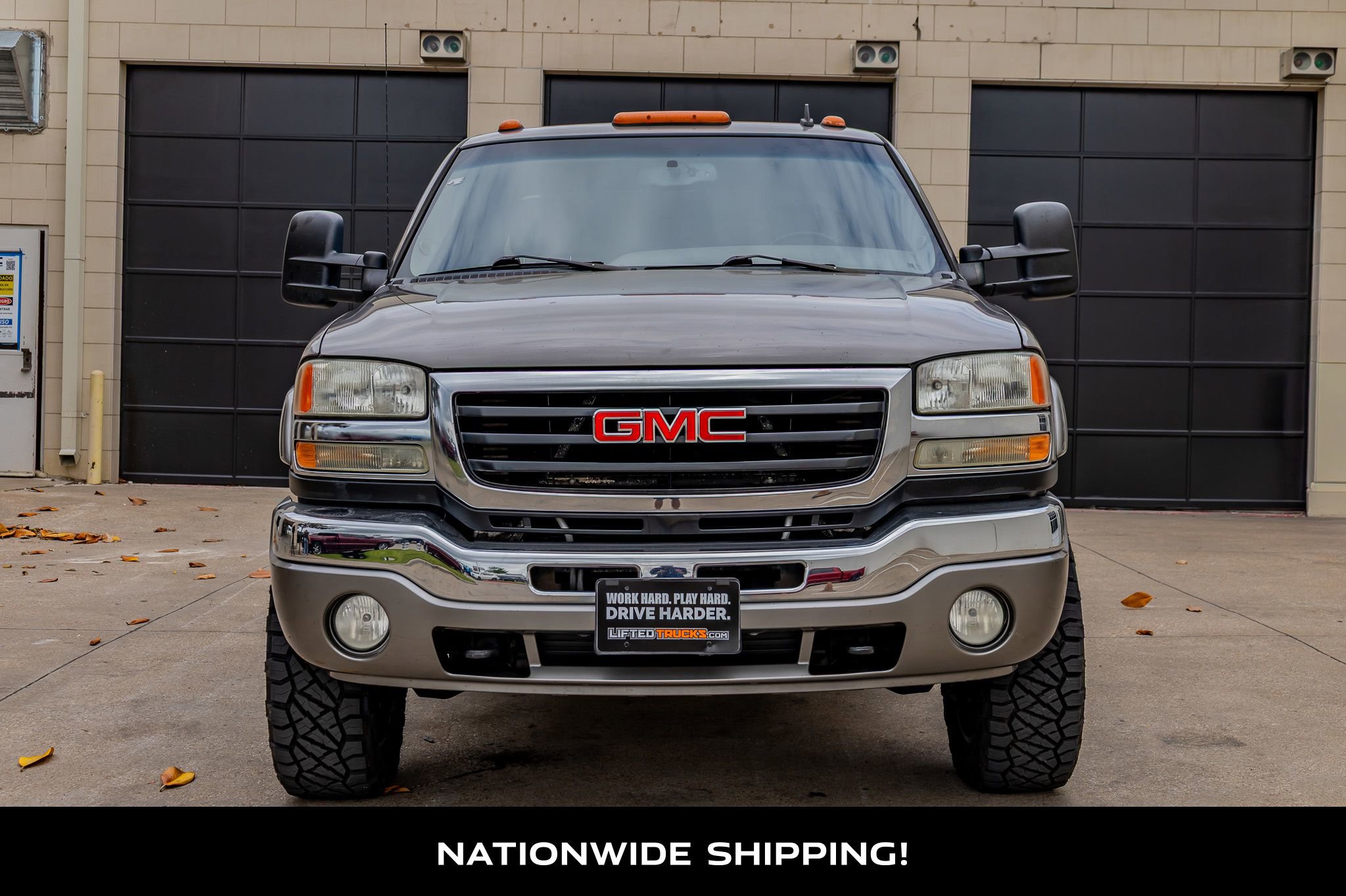 Used 2007 GMC Sierra 3500 SLT w/ Heavy-Duty Power Package image 4