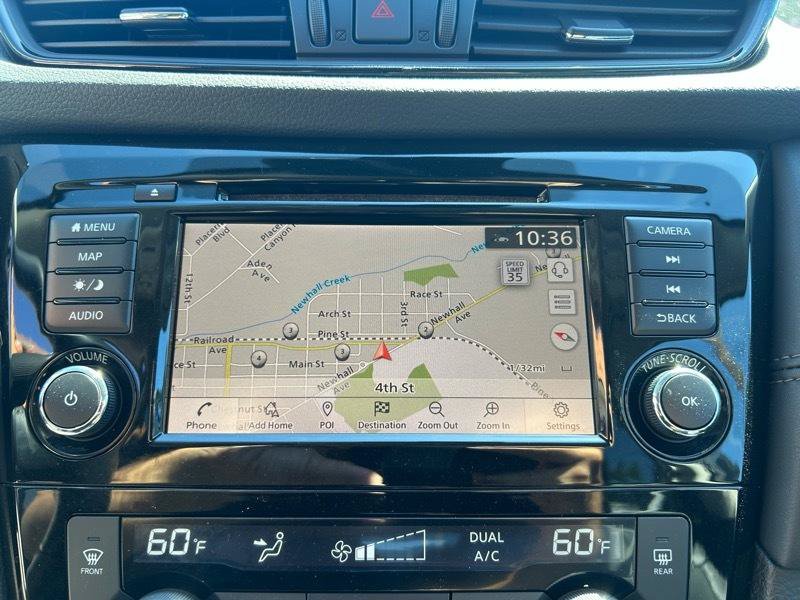 Used 2018 Nissan Rogue SL w/ Premium Package FWD image 18