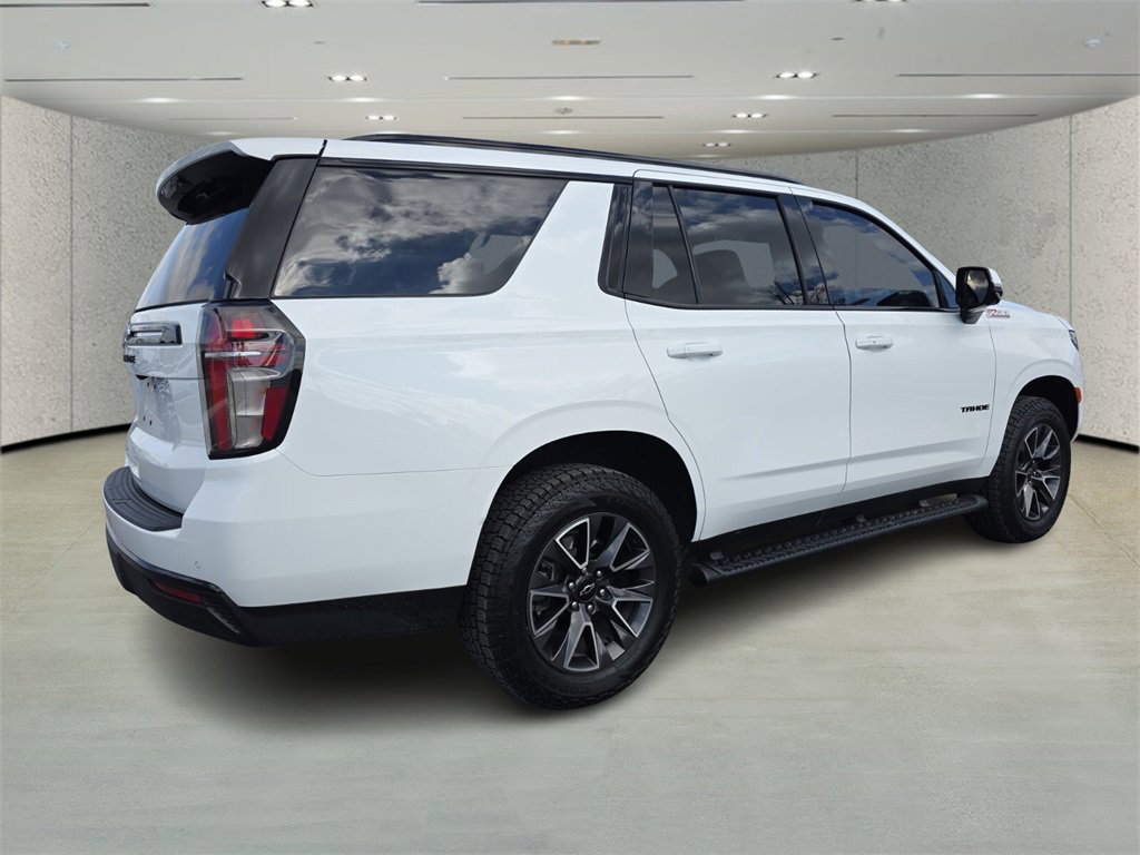 Used 2023 Chevrolet Tahoe Z71 w/ Luxury Package image 3