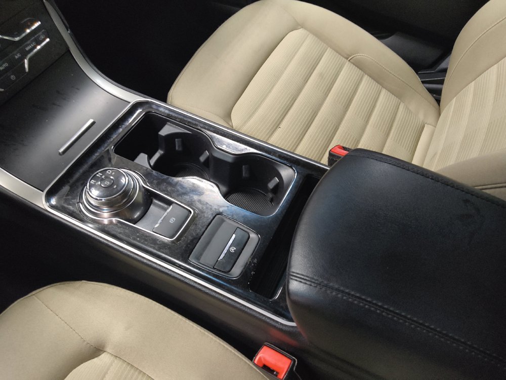 Used 2019 Ford Edge SEL FWD image 26