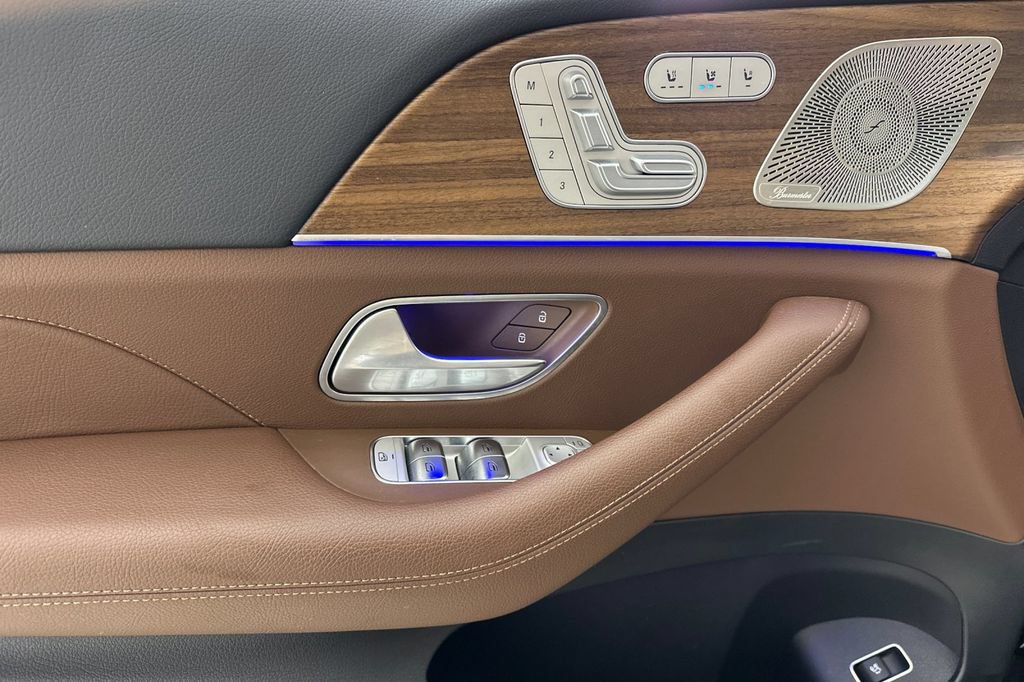 Certified 2026 Mercedes-Benz GLS 450 4MATIC image 13