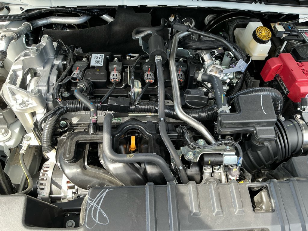 New 2027 Nissan Kicks SV w/ Cold Weather Package FWD image 9