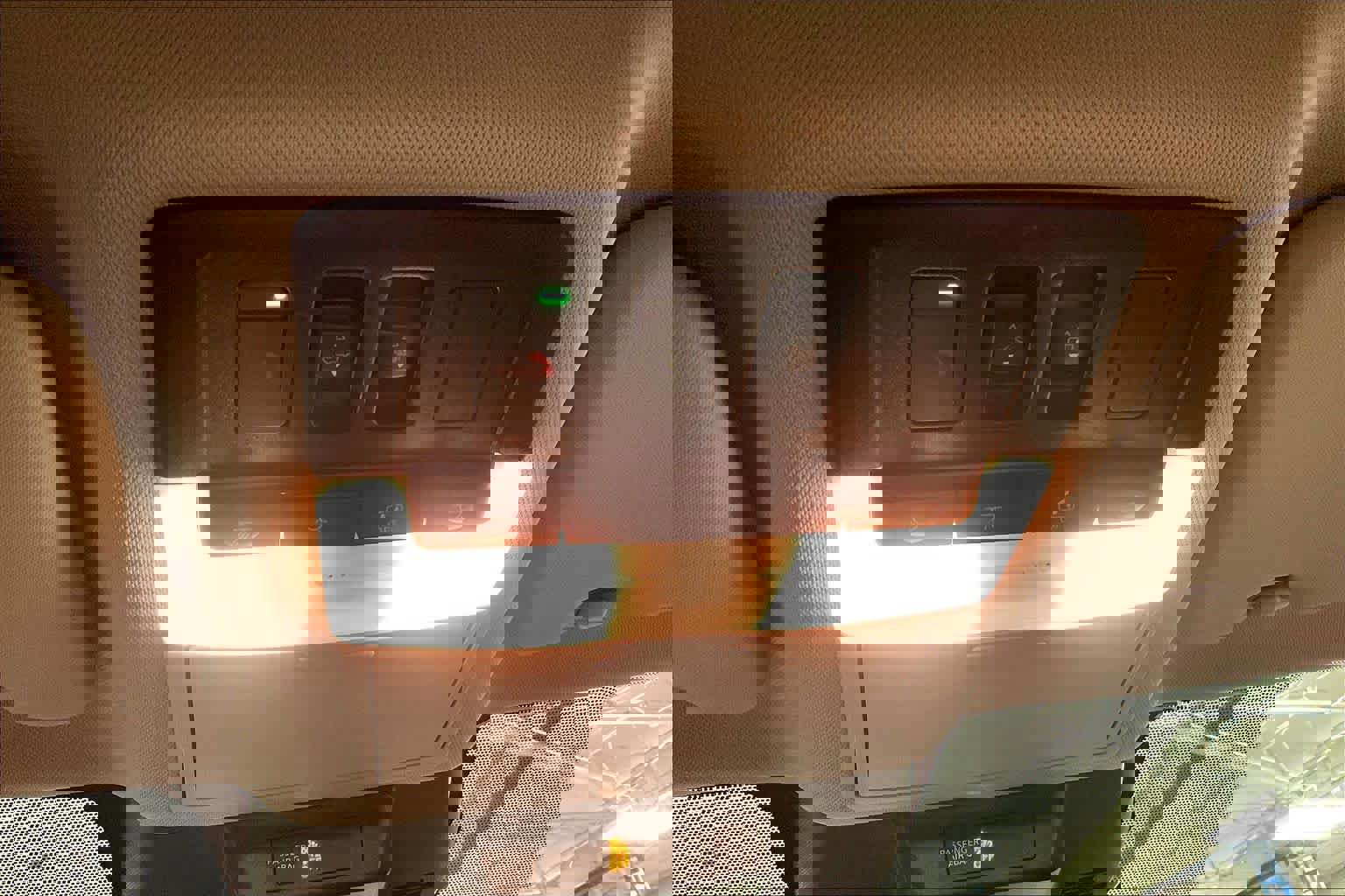 Used 2021 Nissan Rogue SV w/ Premium Package image 36