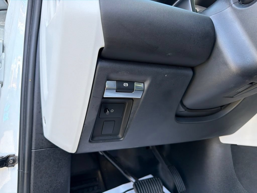 Used 2025 Land Rover Defender 110 S AWD/4WD image 43