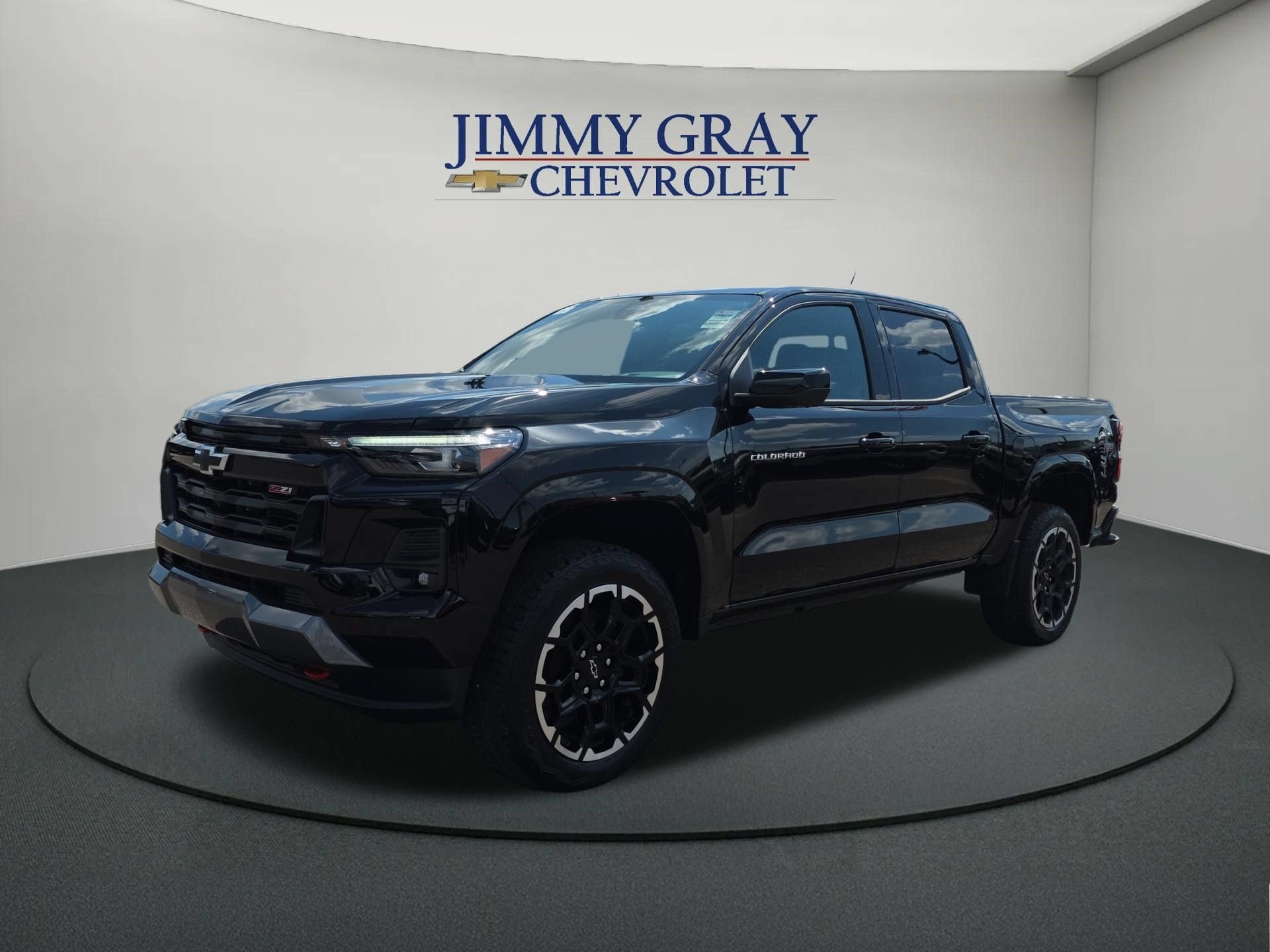 New 2026 Chevrolet Colorado Z71 w/ Technology Package AWD/4WD image 1
