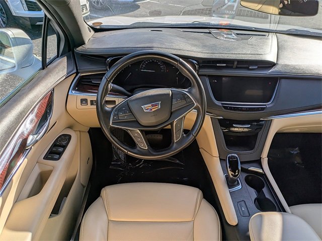 Used 2018 Cadillac XT5 Luxury w/ Driver Awareness Package image 16