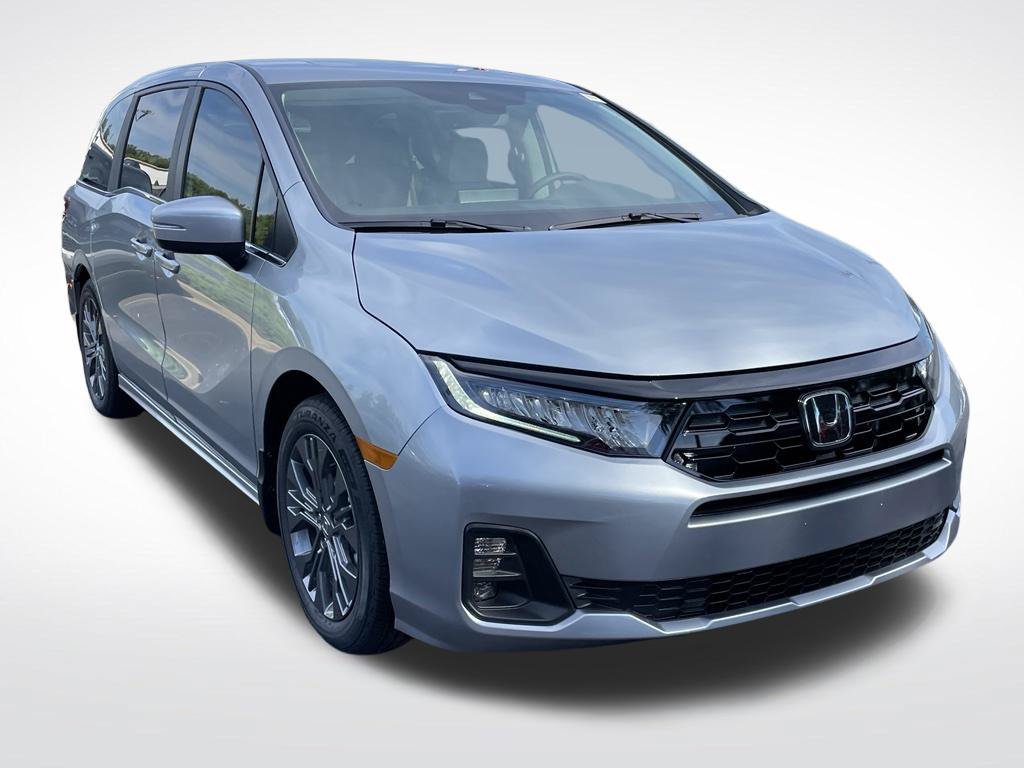 New 2027 Honda Odyssey Touring image 8
